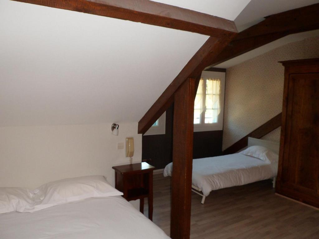 Logis Hotel Les Cimes Argelès-Gazost Pokoj fotografie